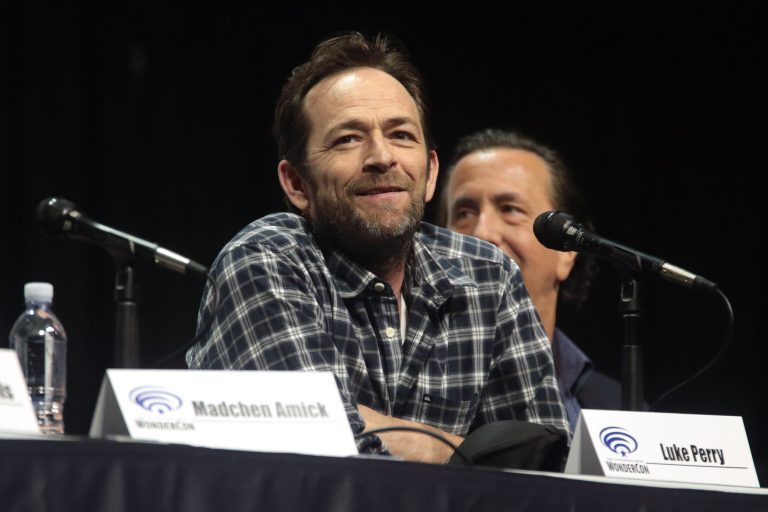 L’addio a Luke Perry, Dylan di Beverly Hills 90210