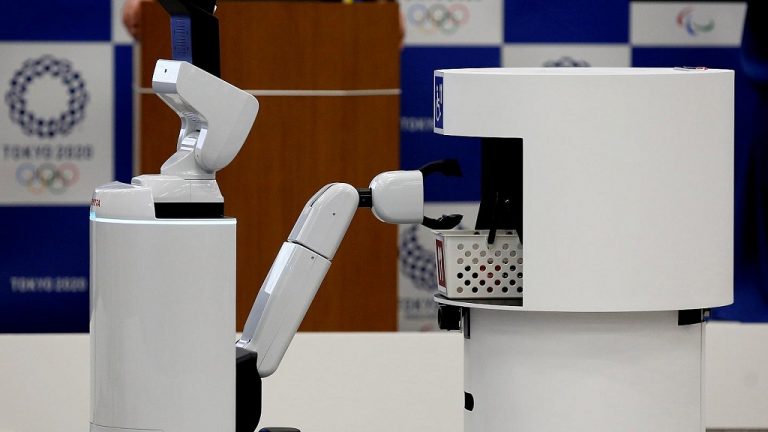 Olimpiadi di Tokyo 2020: robot assistenti forniti da Toyota e Panasonic