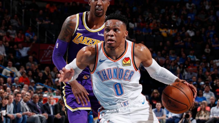 NBA: Westbrook clamorosa tripla doppia con 20 punti 20 rimbalzi e 21 assist