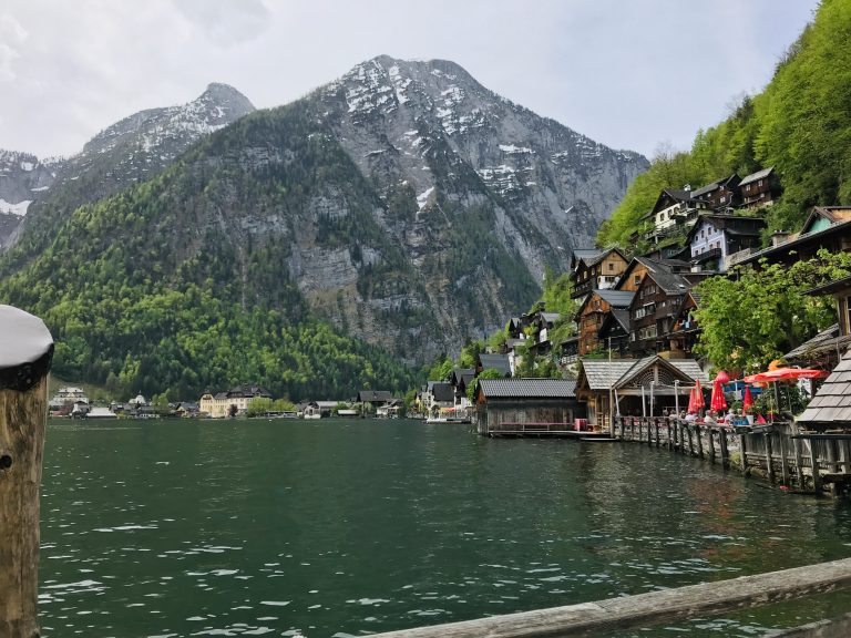 Hallstatt: un paesino incastonato tra le montagne di sale