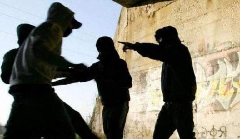 Manduria: pensionato vittima di una baby gang
