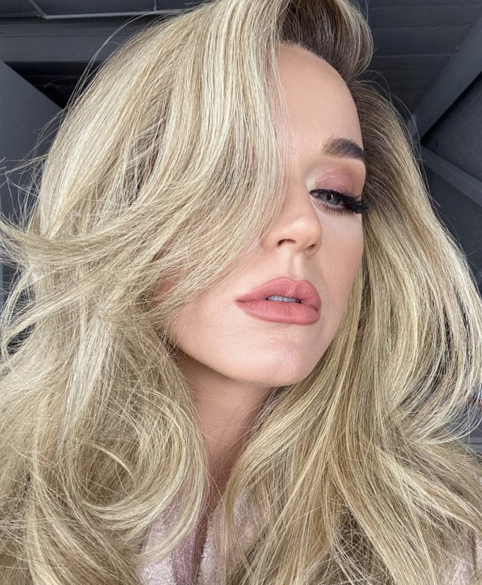 4B972265-8DE7-4084-8BDB-518419C3D88C