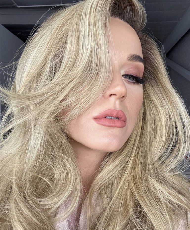Il “sandy blonde” di Katy Perry è già una tendenza