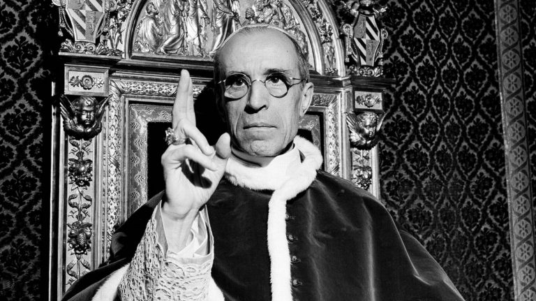 La storia di Papa Pio XII