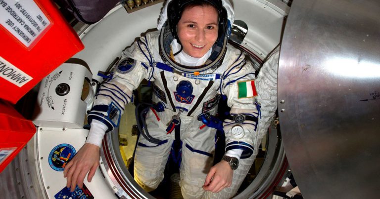 #iorestoacasa: l’hastag sostenuto anche da AstroSamantha