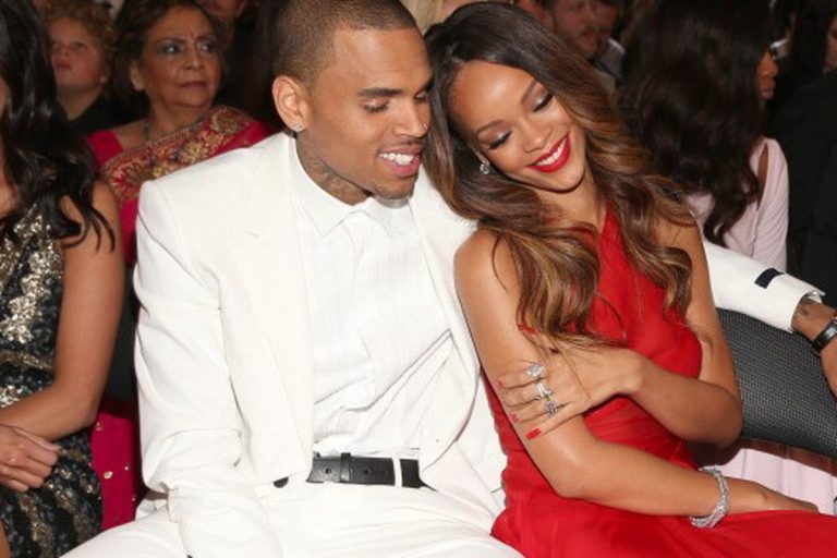 Rihanna su Chris Brown: «Lo amo ancora e per sempre»