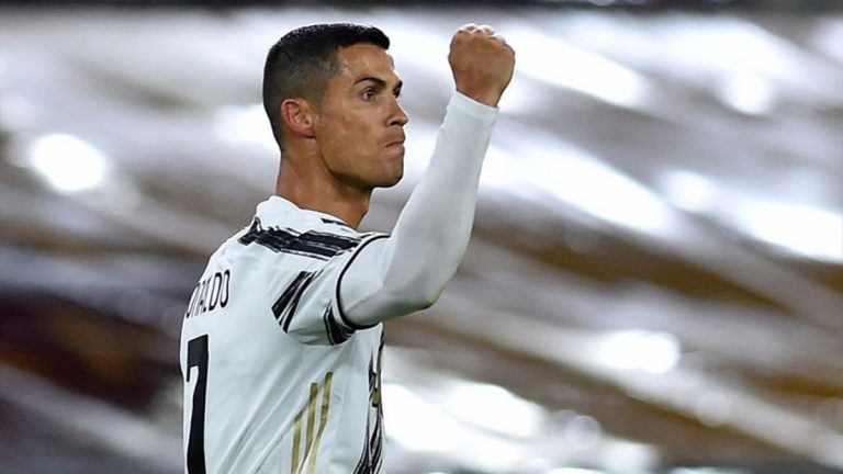 Cristiano Ronaldo, profilo Instagram da record