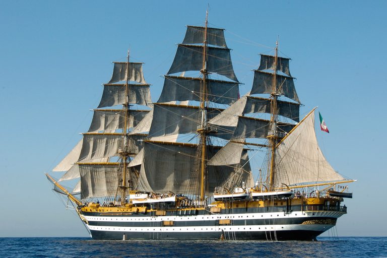 Amerigo Vespucci, la nave più bella del mondo