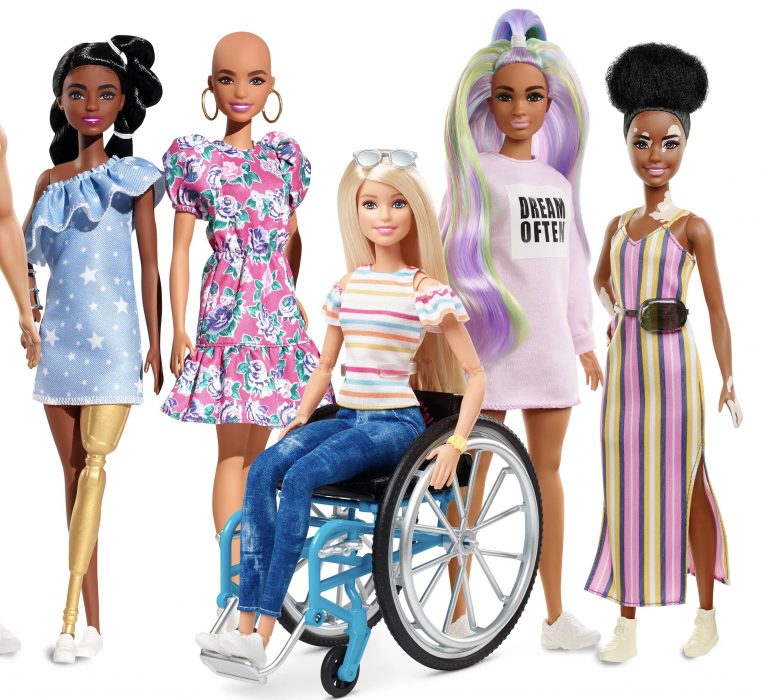 Barbie abbatte i canoni di bellezza
