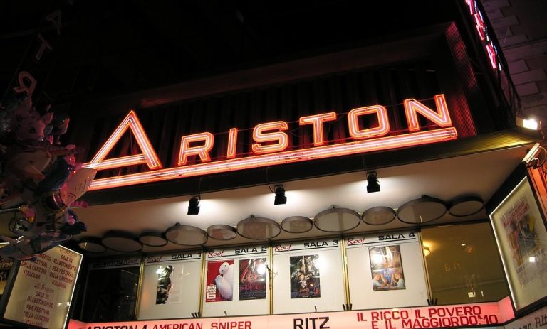 Festival di Sanremo, alzato il sipario sull’Ariston