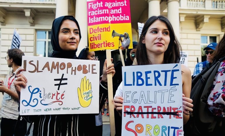 Francia, un’altra violazione dei diritti umani