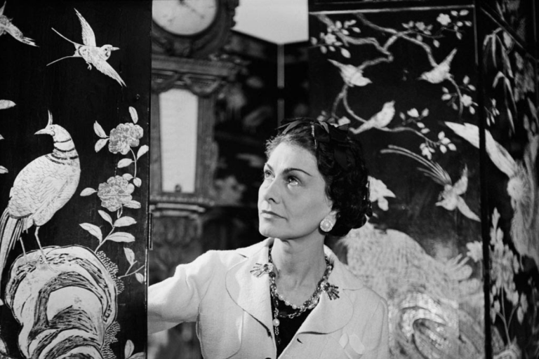 “The New Look”, si ritorna alla moda degli anni ‘40