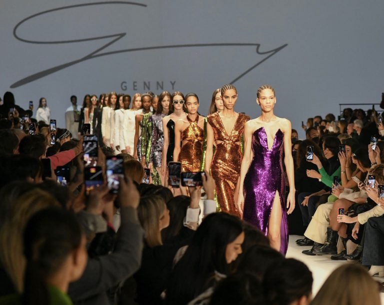 Milano si è riaccesa per la prima Fashion Week 2022