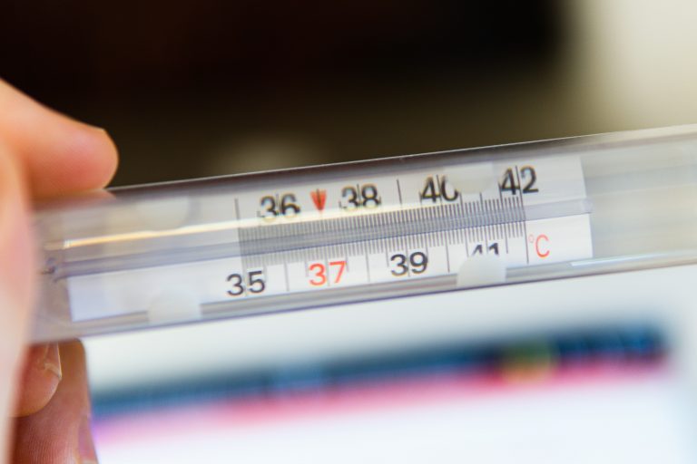 Questo autunno si sta diffondendo incontrollatamente l'influenza