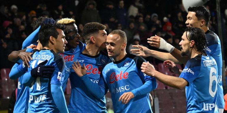 Il Napoli prosegue nella corsa verso lo Scudetto