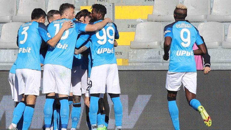 Napoli show, la decidono l’uragano Victor e Kvaraskelia