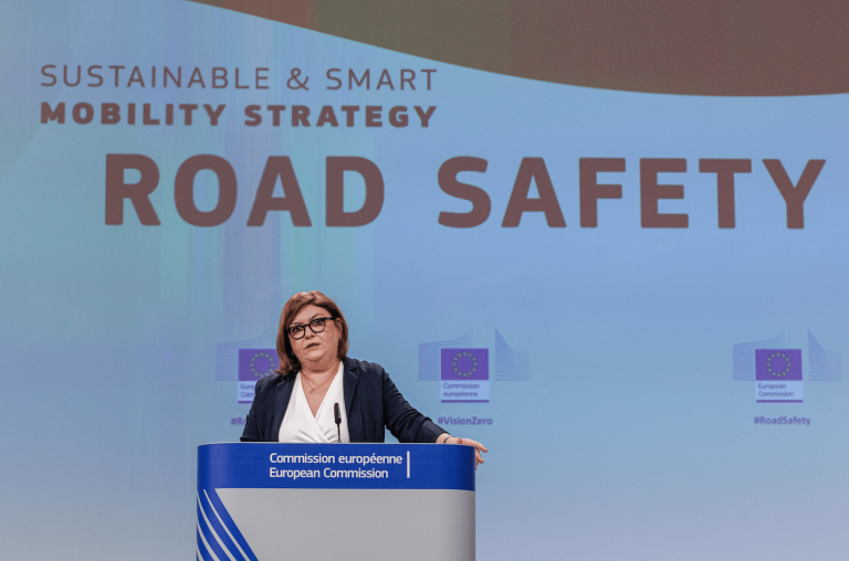 Troppi incidenti sulle strade, l’UE cambia le regole