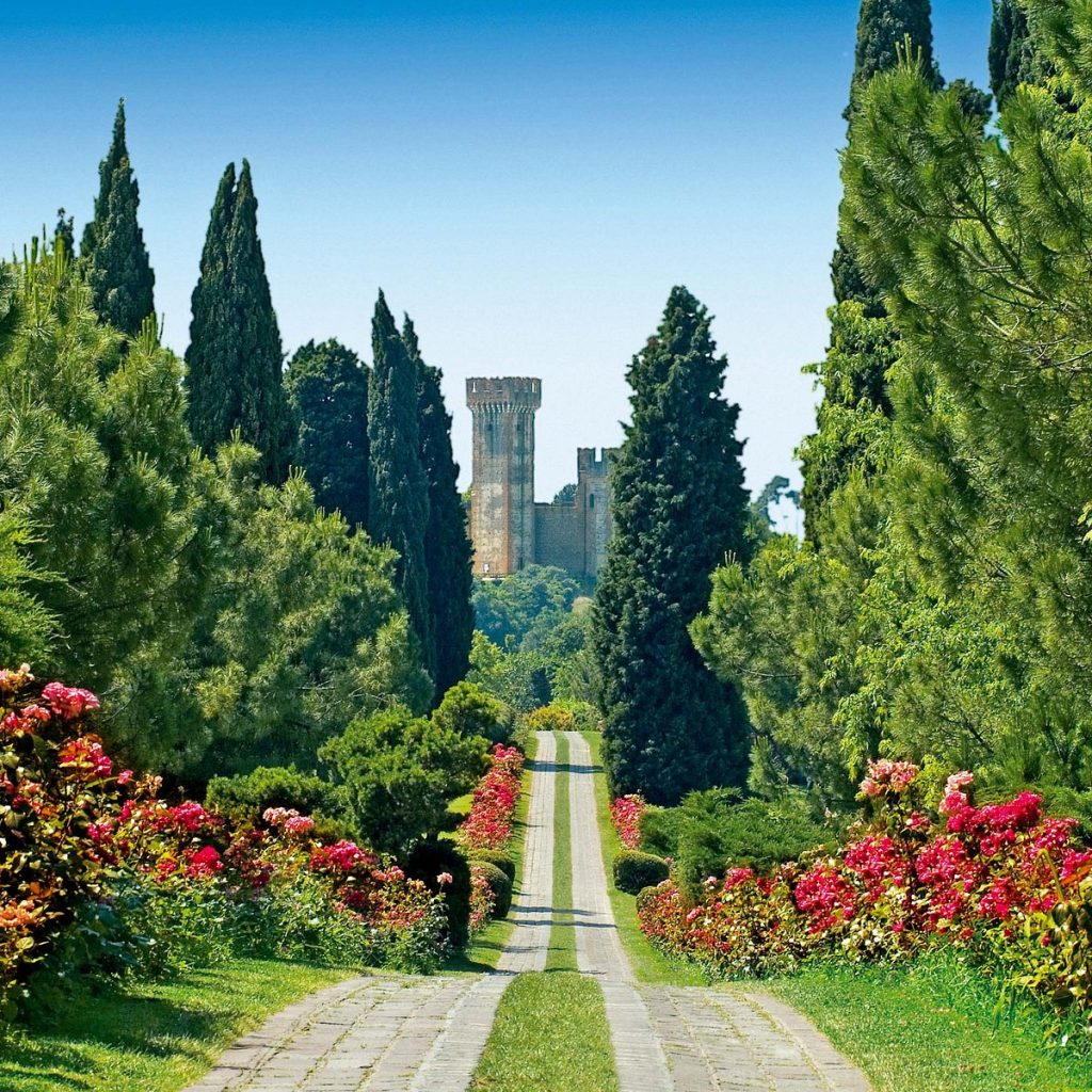 Il Viale delle Rose di parco Sigurtà