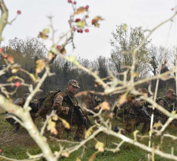 Volontari in Ferma Iniziale 85°RAV L'addestramento dei VFI presso l'85°RAV