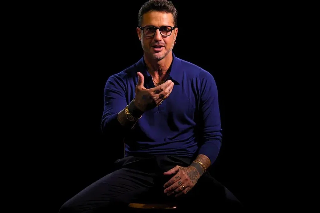 Fabrizio Corona durante il programma di "Falsissimo"