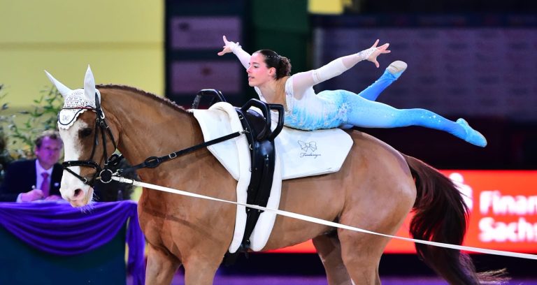 Anna Cavallaro: dai campionati mondiali di volteggio alla pet therapy