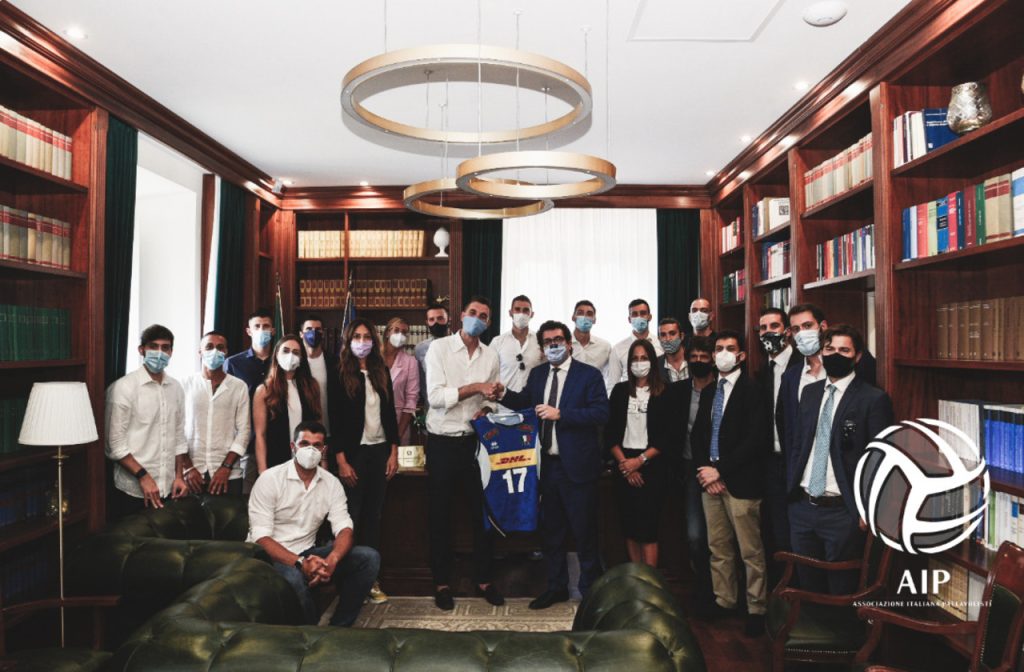 I membri dell'Associazione italiana pallavolisti alla sua nascita, nel giugno del 2020