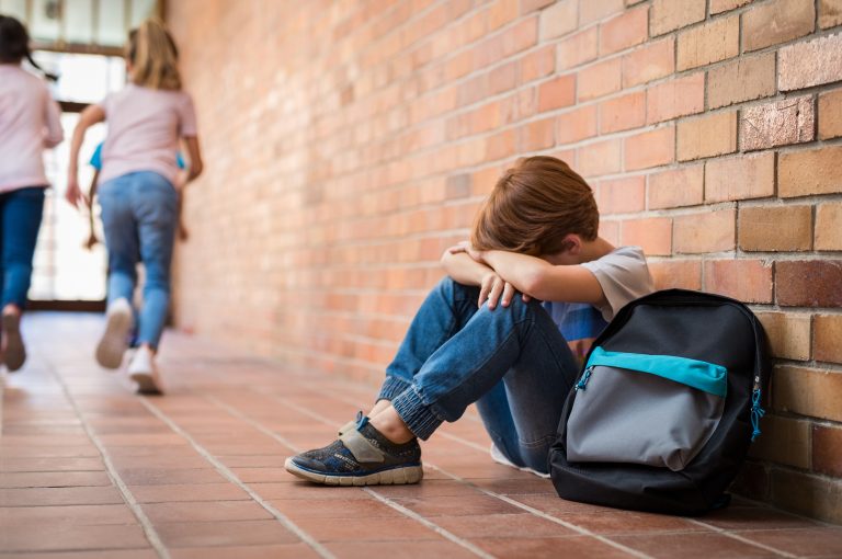 SBULLONIAMOCI: violenza tra i giovani