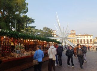 Natale è arrivato in Piazza Bra