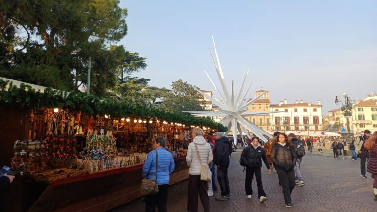 Natale è arrivato in Piazza Bra