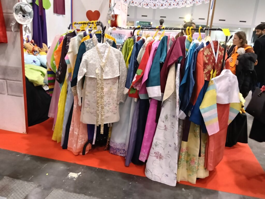 Hanbok (vestito tipico Coreano)