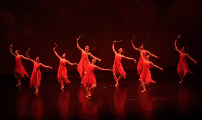 Emozioni e passioni nella scuola di danza Bouquet
