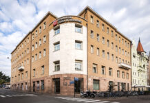 La sede di Sparkasse di Bolzano.