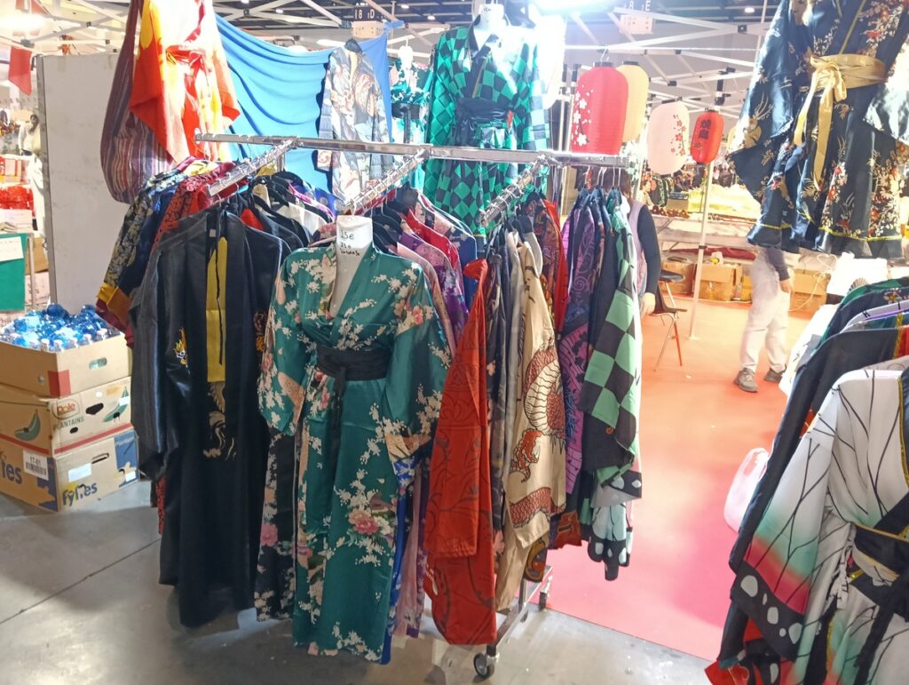 vestiti tipici Giapponesi (kimono)